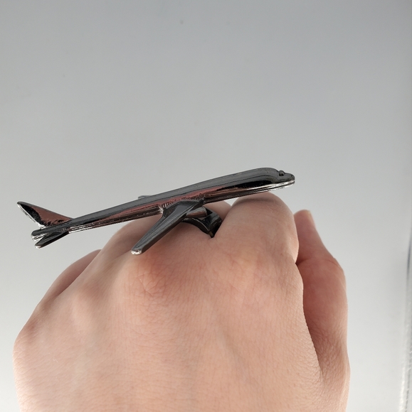 Blue and White CZ Sparkle Silvertone Ring - Picture 4 of 10